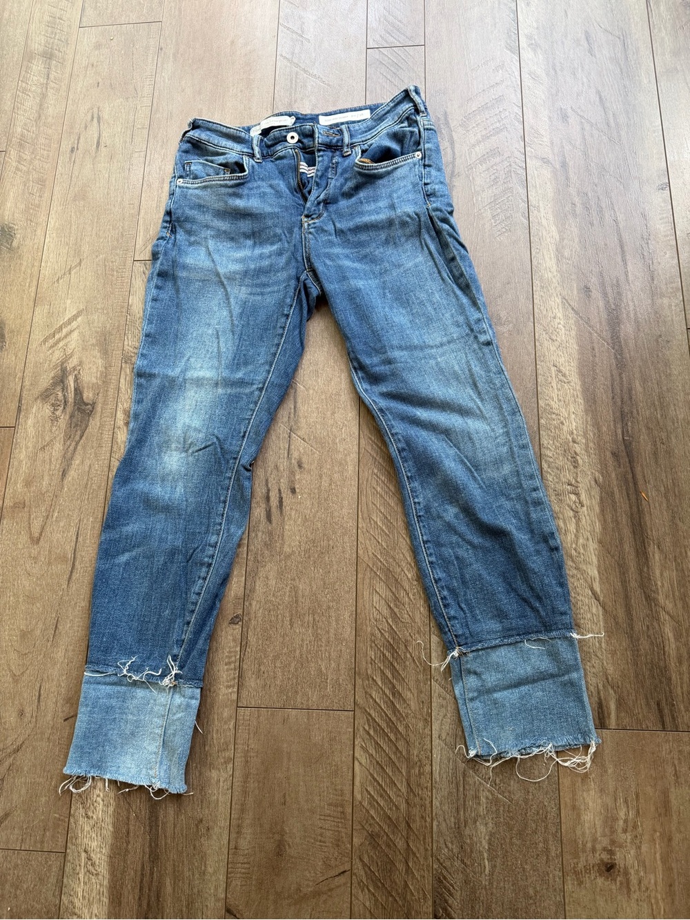 Pilcro Anthropologie High Rise Skinny Blue Frayed-Hem Cropped Jeans